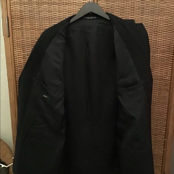 VINTAGE “HUGO BOSS” LONG BLAZER - Picture 4 of 6